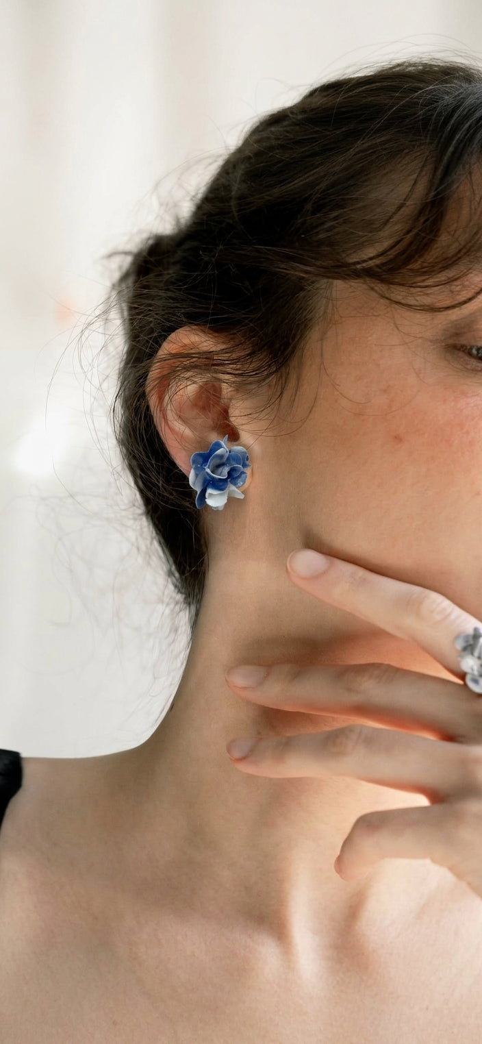 Hoa tai xanh ombre bông kép